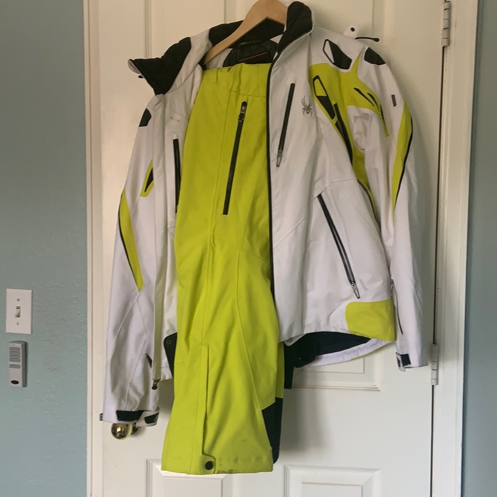 Men’s ski cloths
